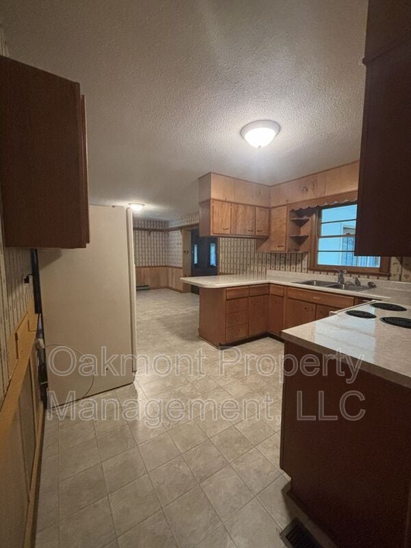 291 Channing Dr