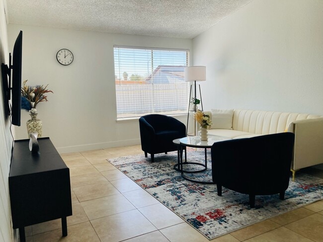 Photo - 3909 Montebello Ave