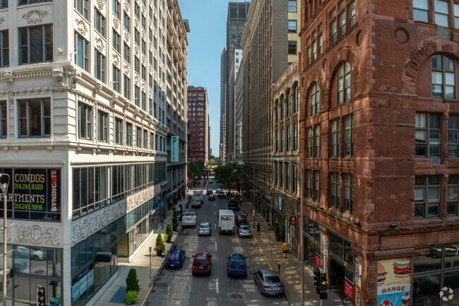 Syndicate Building