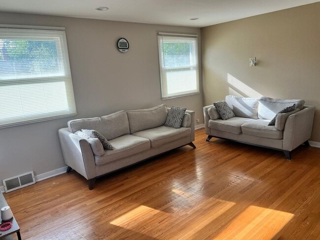 Photo - 11 Elizabeth Ct