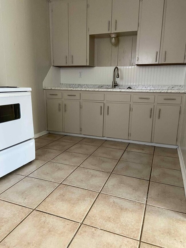 Photo - 1222-1224 Georgetown Road Unit #1222