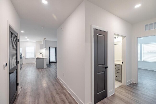 Photo - 1420 Lakefront Dr Unit 6111