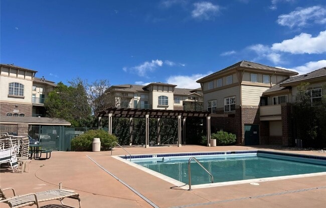 Photo - 3rd floor condo close to Cherry Creek Reservoir and DTC! Unit 305
