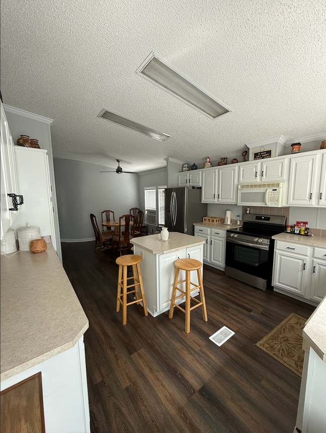 3132 Pat Station Rd