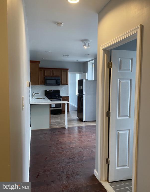 Photo - 838 Corinthian Ave