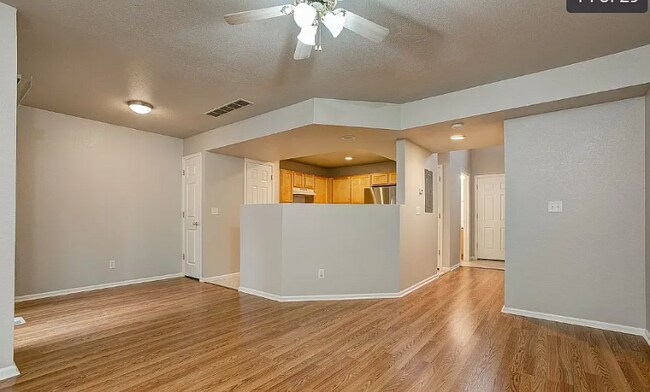 Photo - 6615 Desert Willow Way Unidad B2