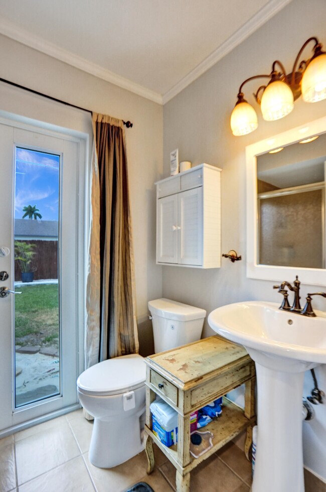 Photo - 10501 NW 20th Ct