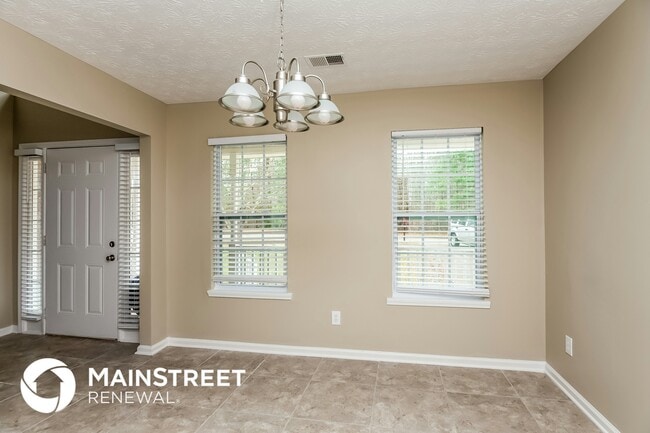 Photo - 900 Vernon Dr