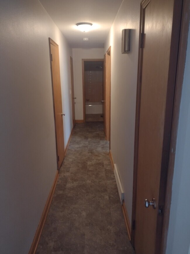 Photo - 403 Grove St