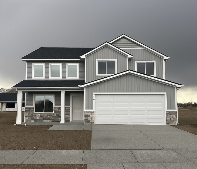 Building Photo - 548 Aspen Ave