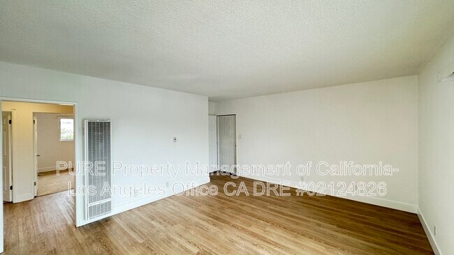 Photo - 11300 Acacia Avenue Unidad C