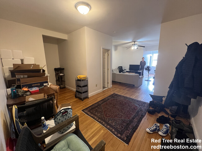 Building Photo - 37 Egremont Rd Unit 2 Rental