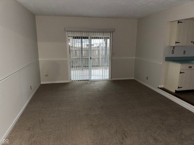 Photo - 488 Orchardview Dr