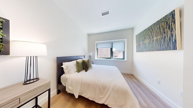 Photo - 1065 Commonwealth Ave