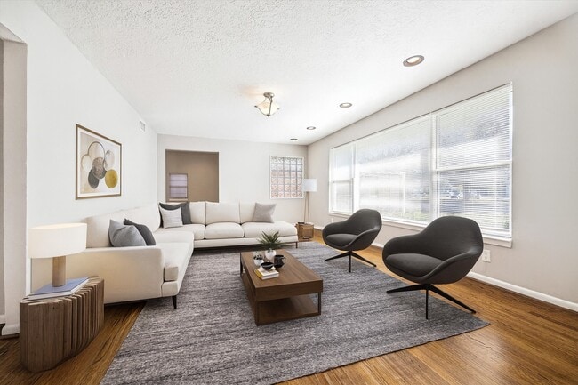 Photo - 2712 W Holcombe Blvd