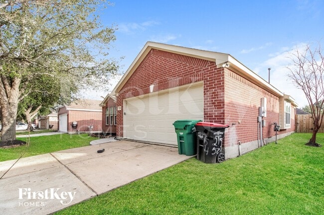 Photo - 21554 Kings Bend Dr