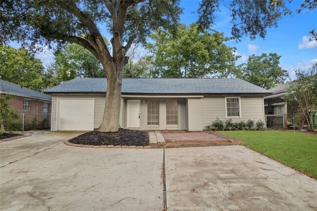 Building Photo - 11707 Segrest Dr Rental