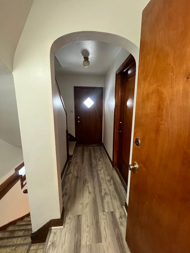 Front Entry - 4114 N Toronto St Unit Lower