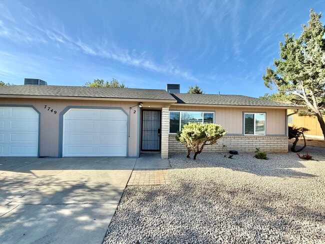 Photo - Newly Remodeled 2 bed 1 bath!