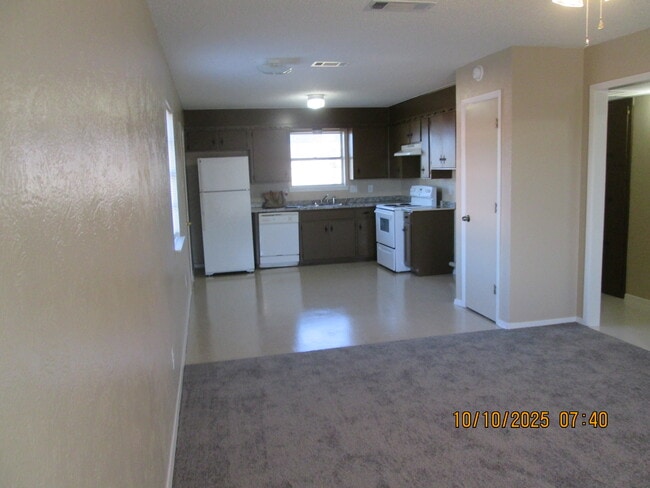 Photo - 2025 Brandi Ln
