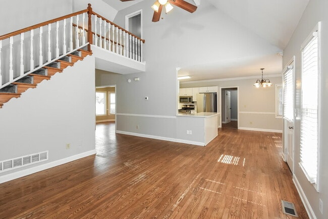 Photo - 1798 Poinsettia Dr