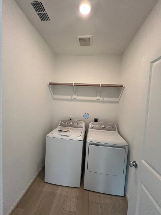 Photo - 2710 Misty Meadow Ln