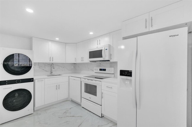 Photo - 1865 Brickell Ave Unidad A804