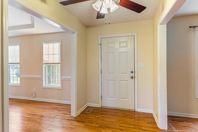 Photo - 1901 Ellie Ave