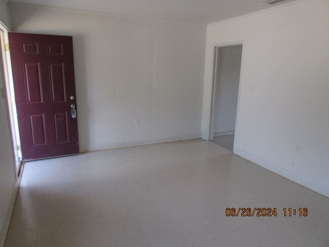 Photo - 17 Dixie Dr Unit B