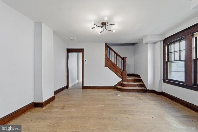 Photo - 1424 Hamilton Ave