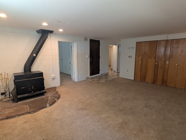 Photo - 525 Clayton St