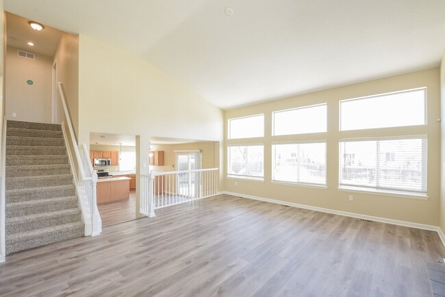 Photo - 11821 Elm Dr