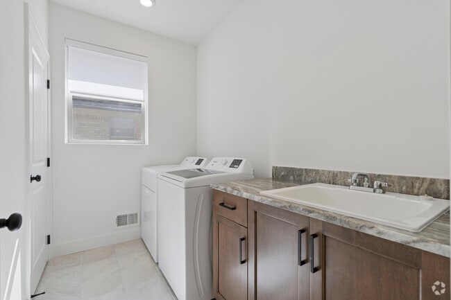 3BR, 2BA - 1,850SF - Laundry Room