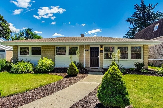 Photo - 3631 Kemman Ave