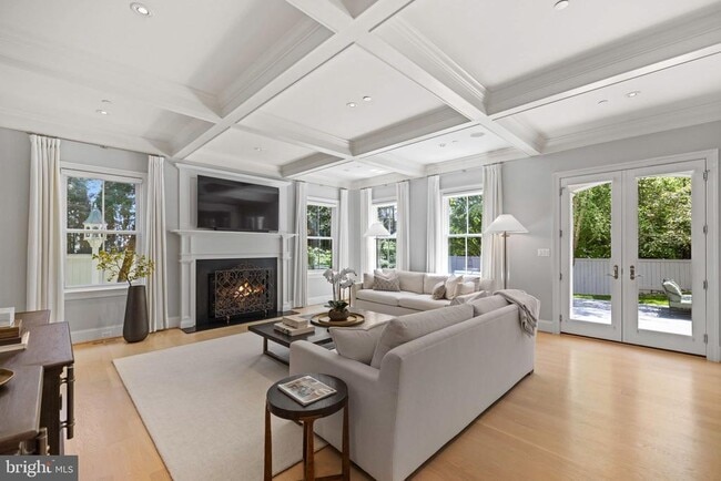 Photo - 4410 Meadow Rd