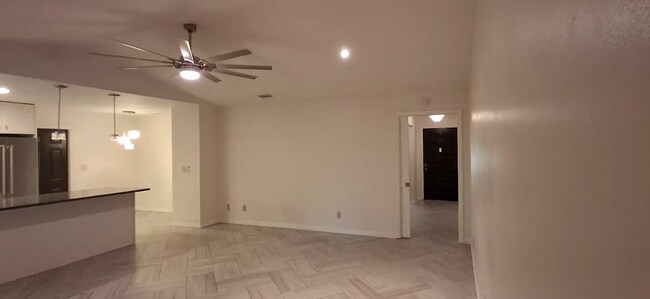 1096 Gran Paseo Dr