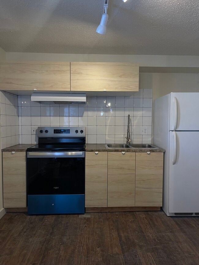 Photo - 815 N Pleasant St