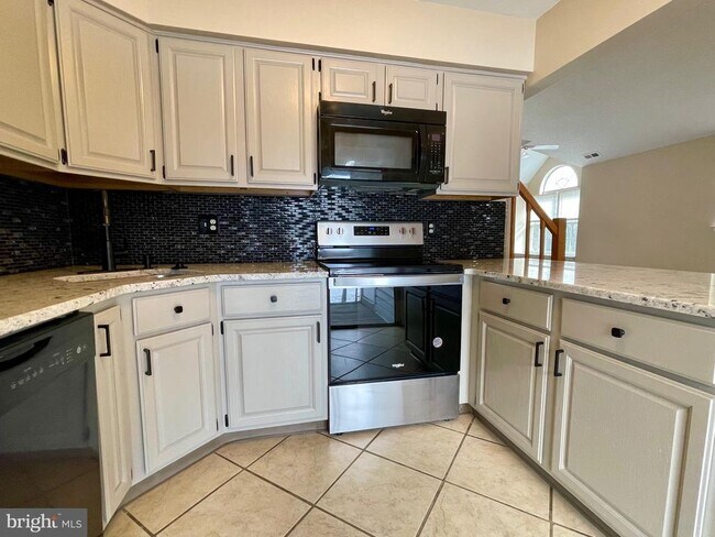 Photo - 102 Grand Blvd Unit 2