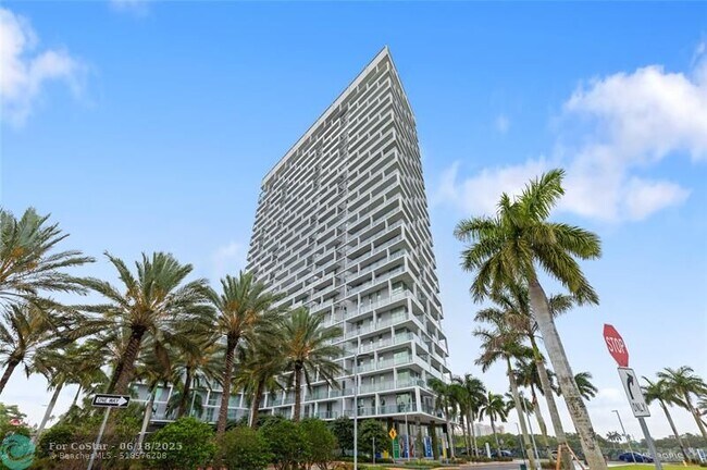 Building Photo - 2000 Metropica Wy Unit 1208 Rental