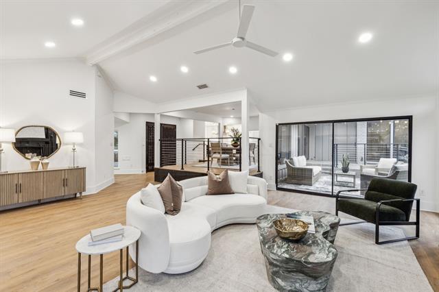 Photo - 7420 Royal Ln