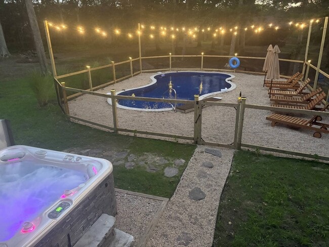 Photo - 1710 Gull Pond Ln