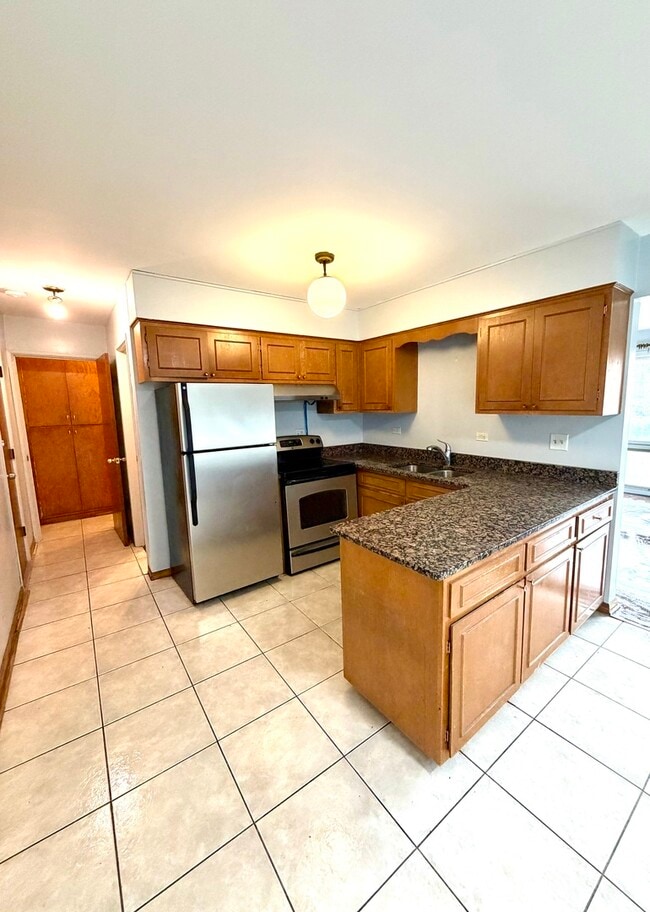 Photo - 3158 W 93rd St Unit 3C
