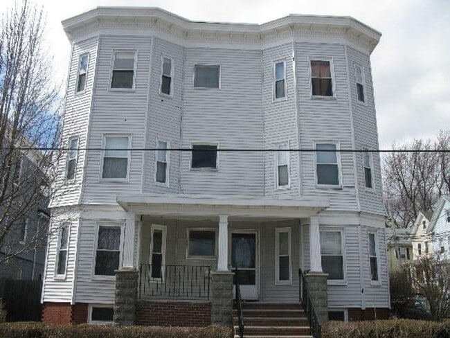 Photo - 90 School St Unit 3