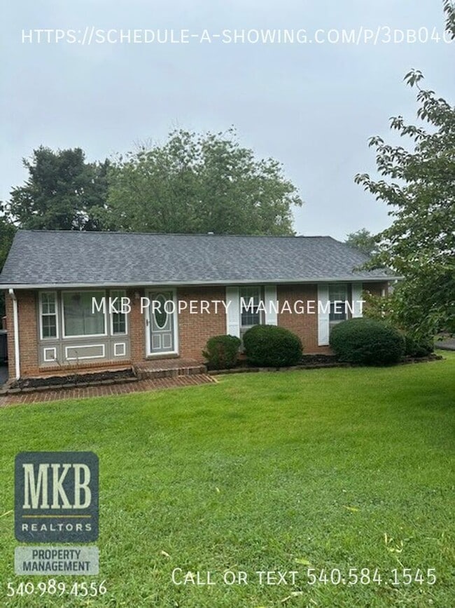 Building Photo - 745 Kenyon Rd Rental