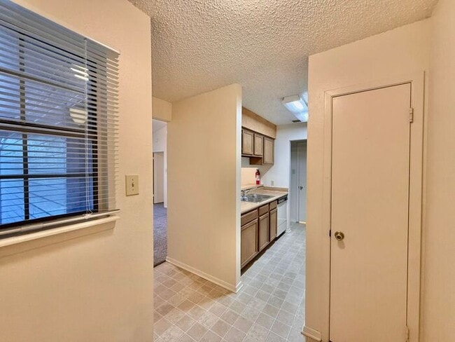 Photo - 1 Bed 1 Bath, Upstairs Apartment Unit at Heritage West!