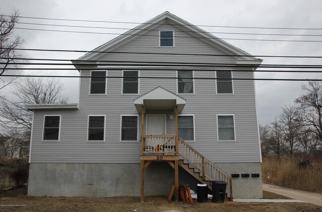 Building Photo - 20 Main St Unit C Rental