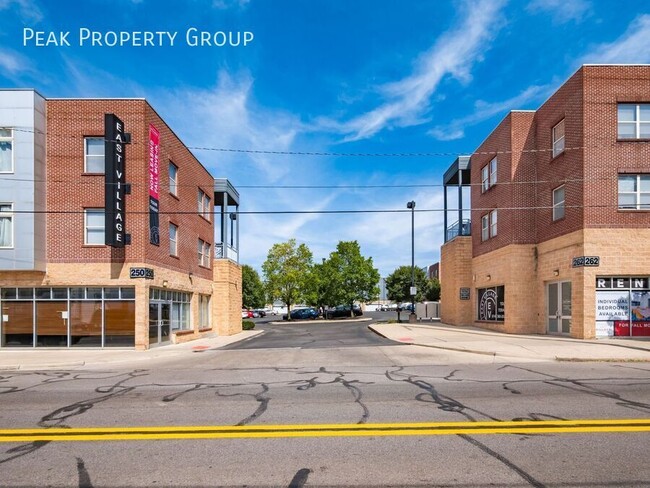 Building Photo - 262 Chittenden Ave Unit 301