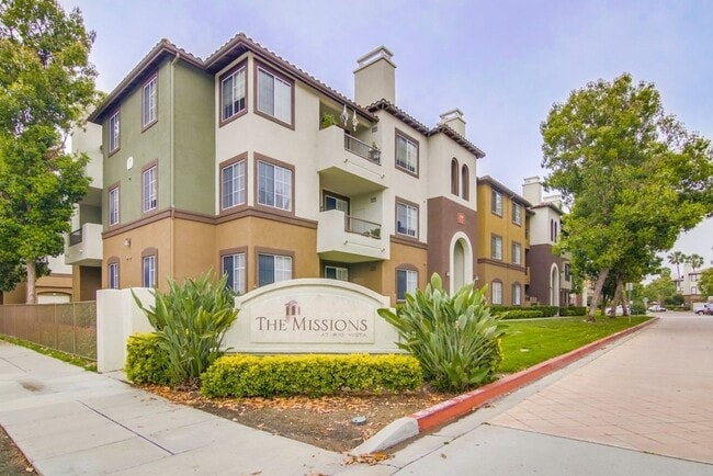 Spacious Top Floor Condo in Resort Style C... - Spacious Top Floor Condo in Resort Style C...