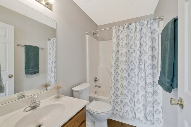 Photo - 1513 Center Pointe Dr