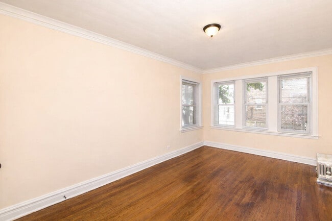 Photo - 2920 N Albany Ave Unit 2E